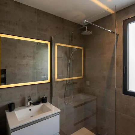فيلة Seyal - Avec Piscine - Jacuzzi - Sauna & Climatisation *